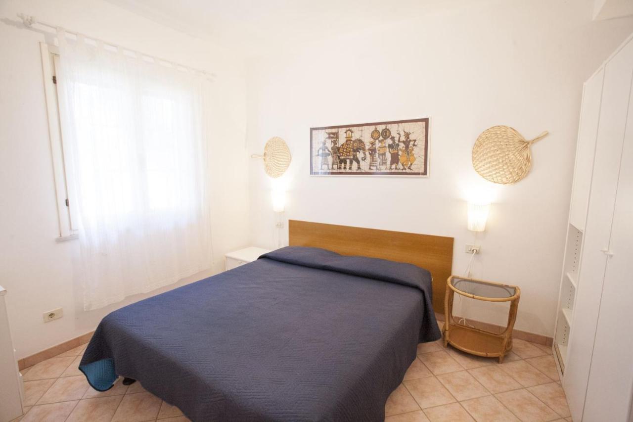 Appartamenti Villa Anna - Goelba กาโปลิเวรี ภายนอก รูปภาพ