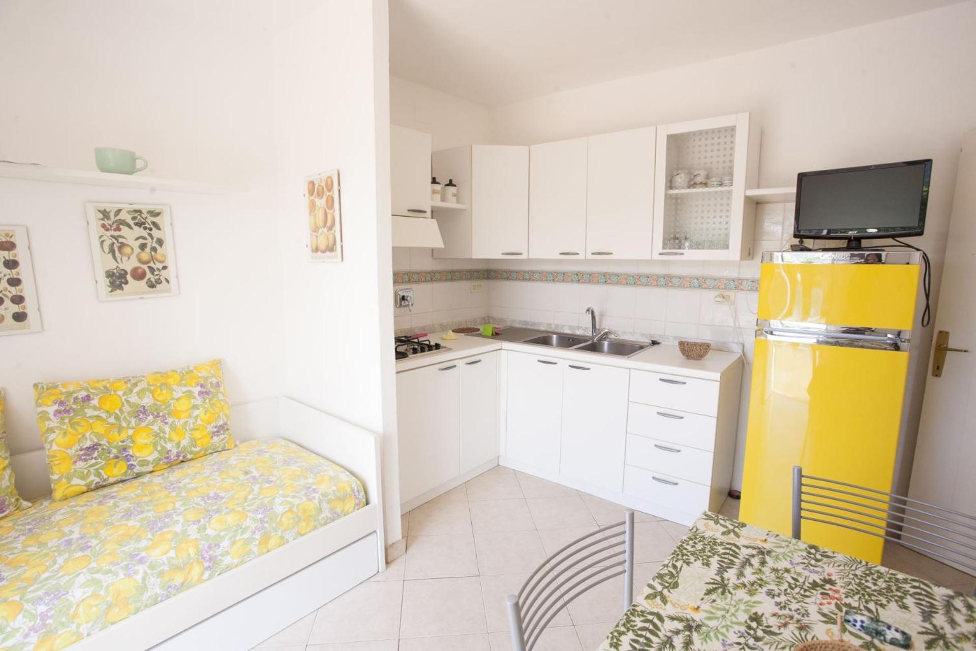 Appartamenti Villa Anna - Goelba กาโปลิเวรี ห้อง รูปภาพ