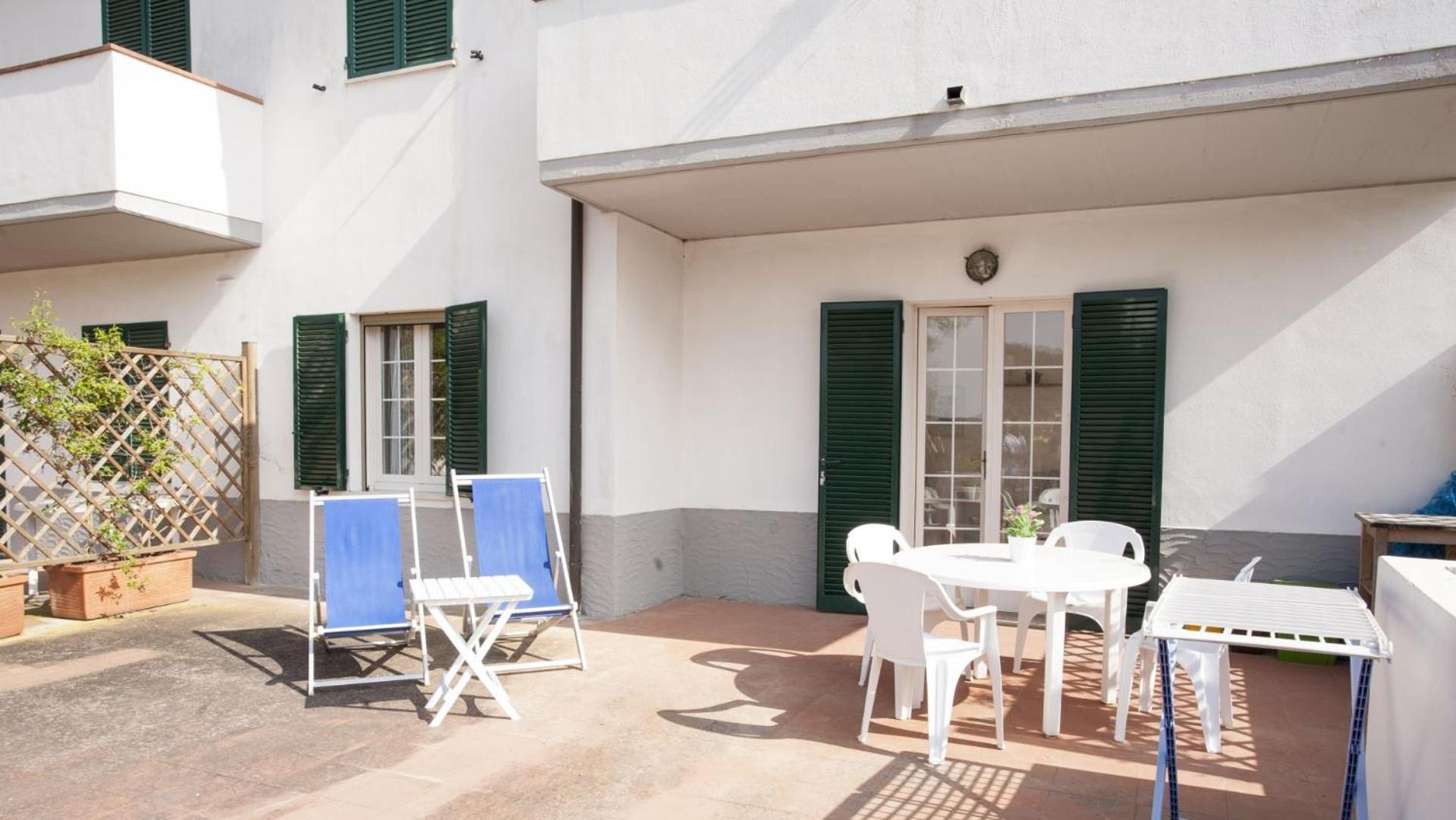 Appartamenti Villa Anna - Goelba กาโปลิเวรี ภายนอก รูปภาพ