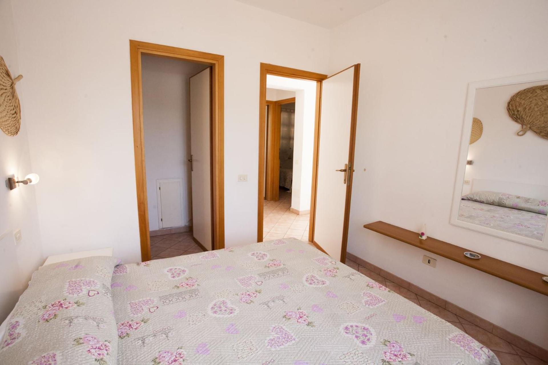 Appartamenti Villa Anna - Goelba กาโปลิเวรี ห้อง รูปภาพ