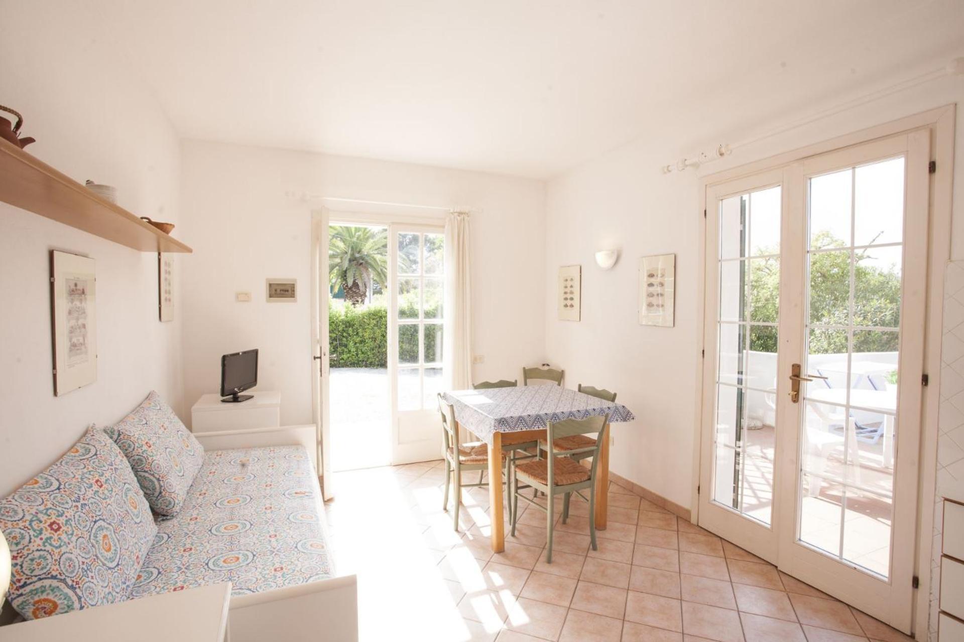 Appartamenti Villa Anna - Goelba กาโปลิเวรี ห้อง รูปภาพ
